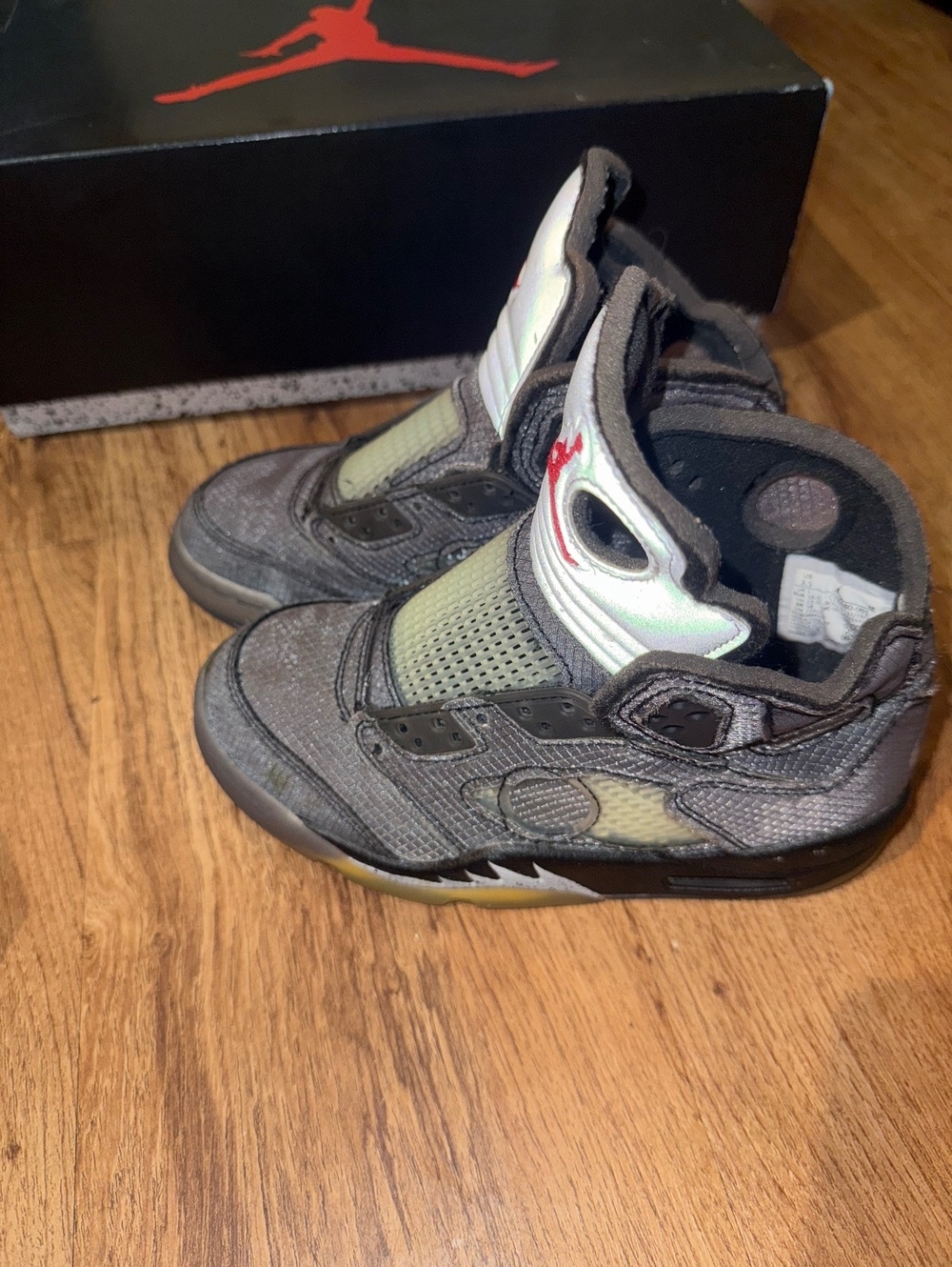 Jordan 5 Retro Off-White Black - Picture 3 of 8